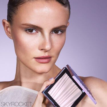 AURA ILLUMINATING FACE & BODY POWDER, NARS Puder
