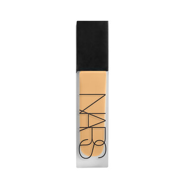 NATURAL MATTE LONGWEAR FOUNDATION, NARS TRENDING