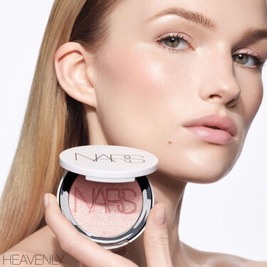 Light Reflecting Luminizing Powder, NARS Highlighter