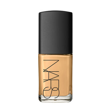 Sheer Glow Foundation, NARS BIS 50 &euro;