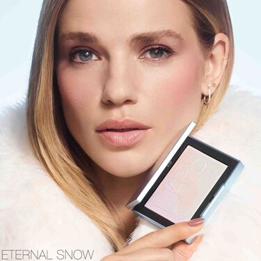 LIGHT REFLECTING&trade; PRISMATIC POWDER, NARS Highlighter