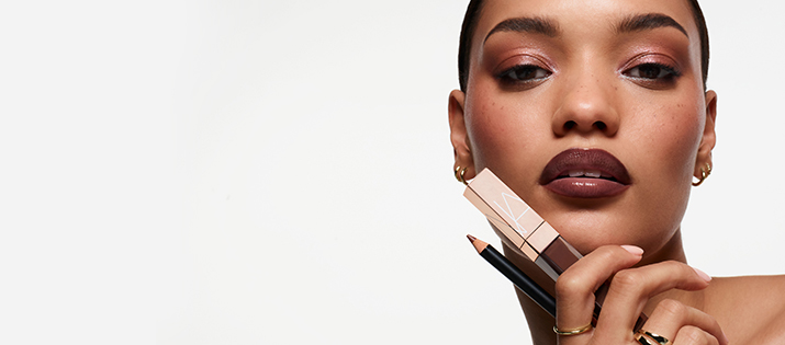 DEIN AFTERGLOW LIP SHINE MOMENT