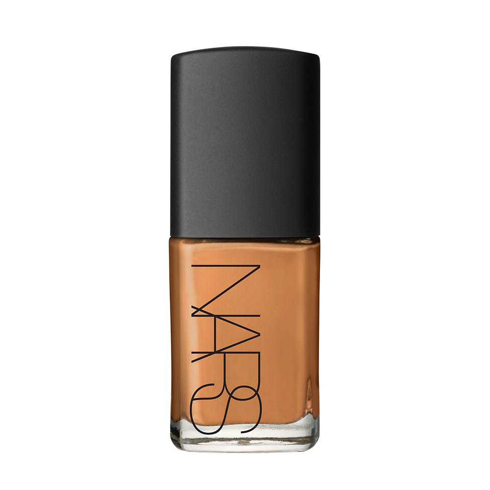 Sheer Glow Foundation, NARS BIS 50 €