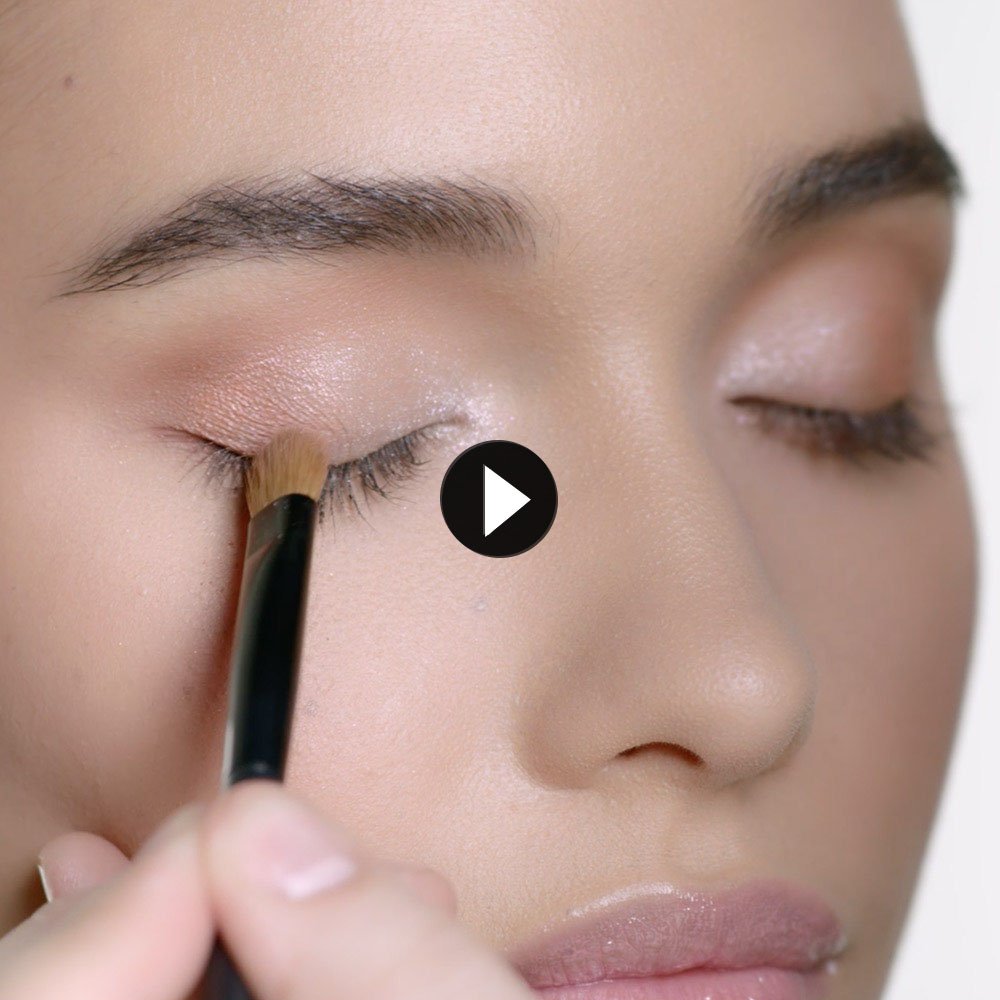 SO FUNKTIONIERT ES: IGNITED EYESHADOW PALETTE