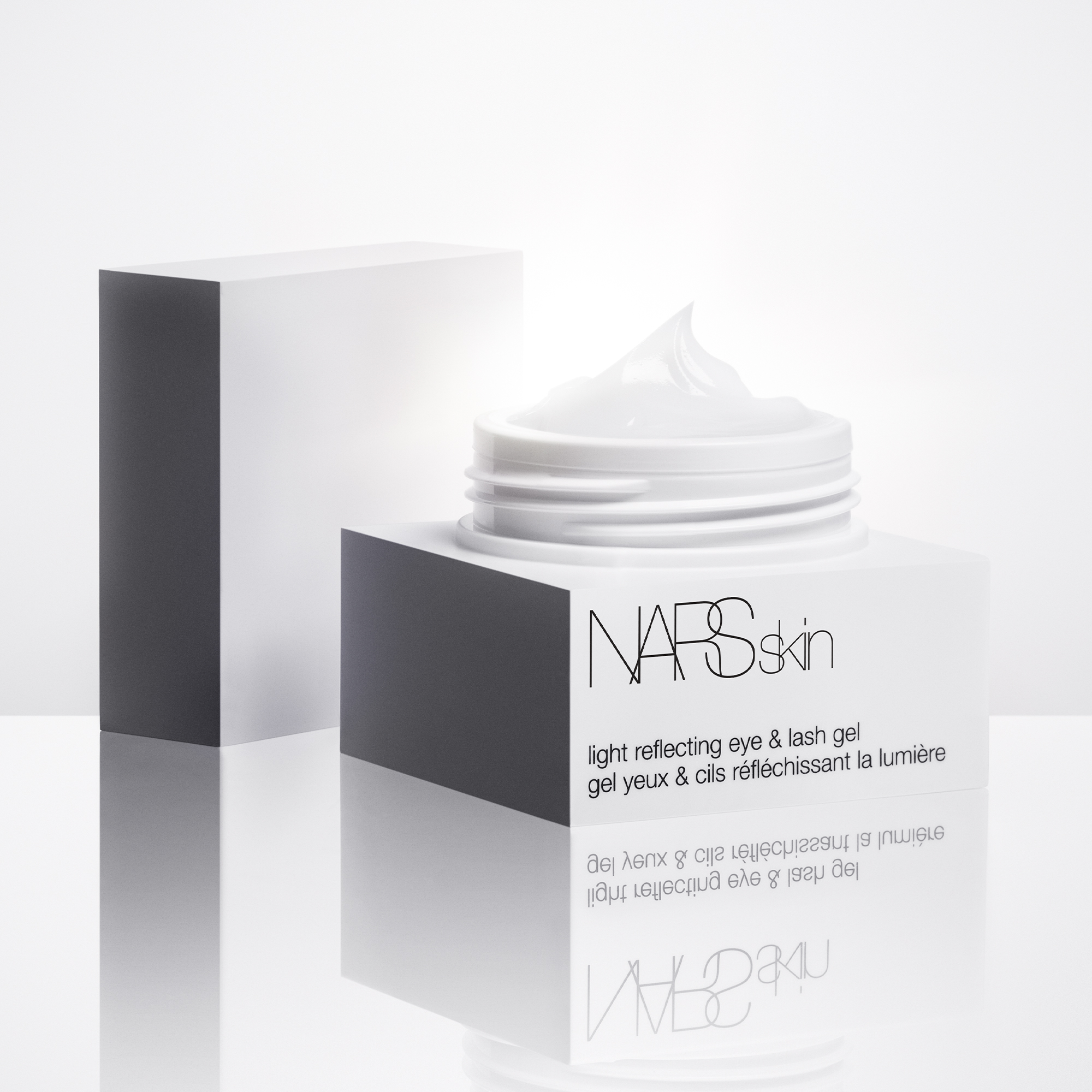 LIGHT REFLECTING EYE & LASH GEL