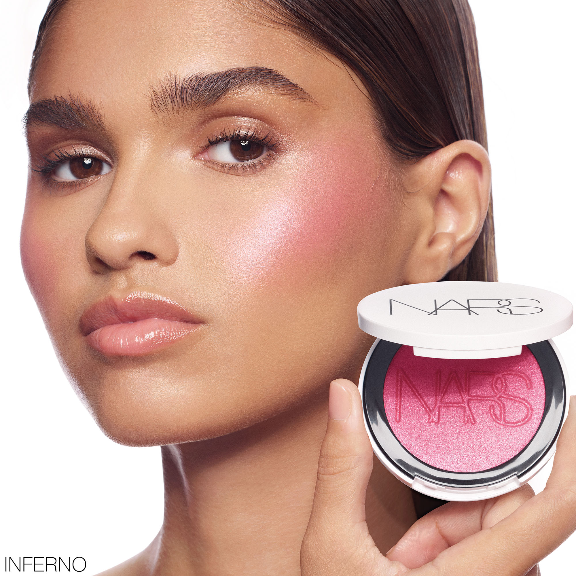 LIGHT REFLECTING&trade; LUMINIZING BLUSH