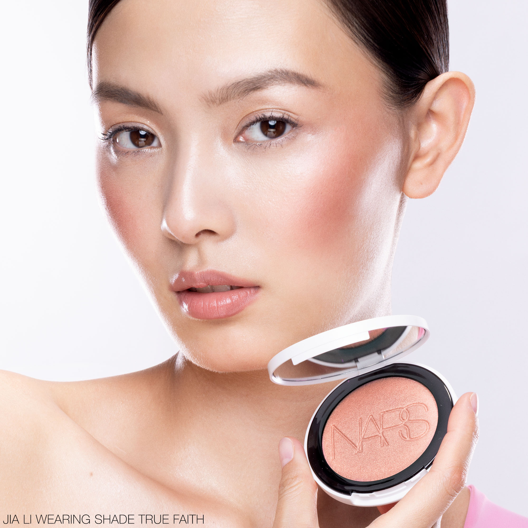 LIGHT REFLECTING&trade; LUMINIZING BLUSH