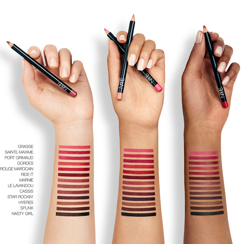 PRECISION LIP LINER